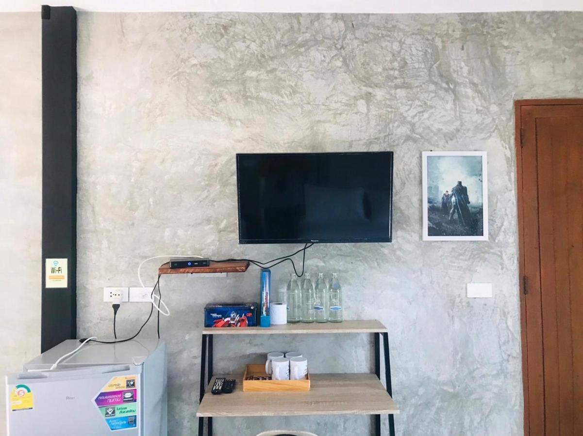 Solarcell Private Homestay - โซล่าเซลล์ไพรเวทโฮมสเตย์ Uthai Thani Extérieur photo