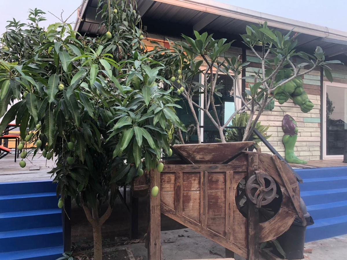 Solarcell Private Homestay - โซล่าเซลล์ไพรเวทโฮมสเตย์ Uthai Thani Extérieur photo